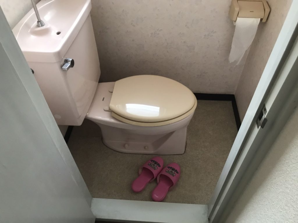 トイレ・洗面化粧台　リフォーム・バリアフリー工事　　　　K様邸       #1